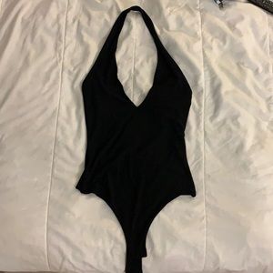 Black low cut body suit 🖤